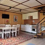 Rimma з чаном та сауною Apartman