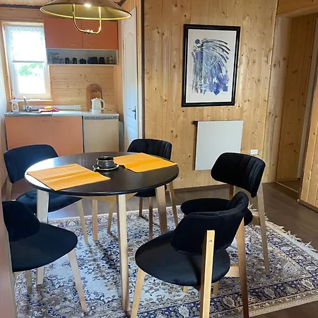 Rimma з чаном та сауною Apartman