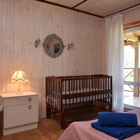 Rimma з чаном та сауною Apartment Sheshory