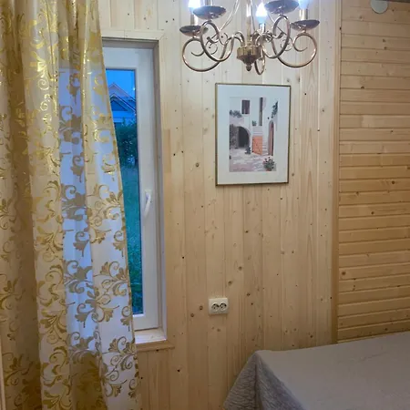 Apartment Rimma з чаном та сауною Sheshory