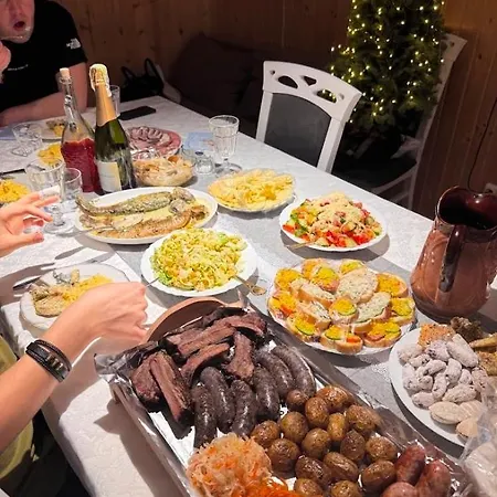Apartment Rimma з чаном та сауною Sheshory